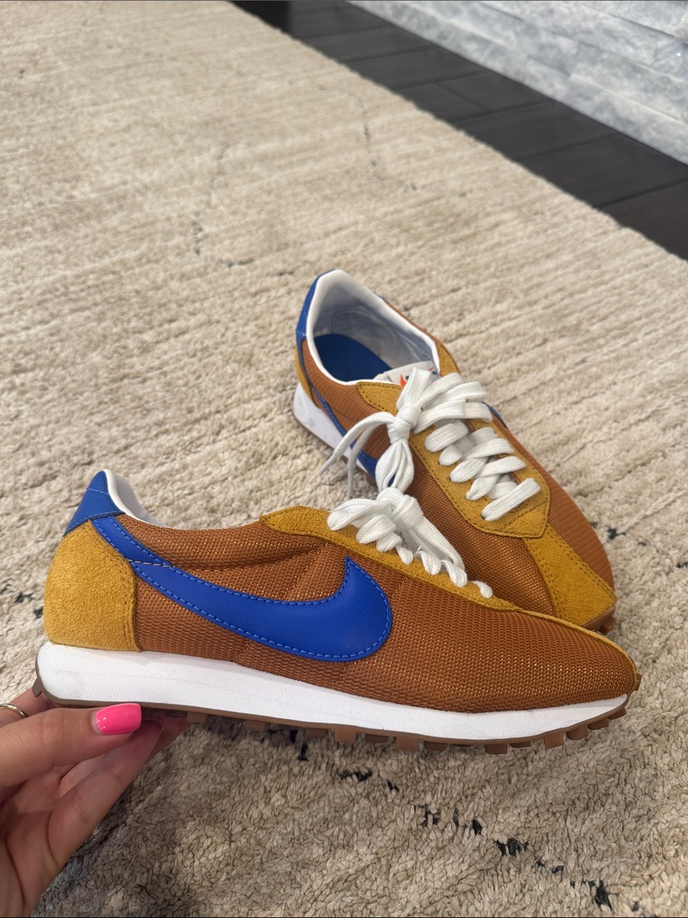 Nike Women’s Retro Runner Sneakers in Brown and Blue size 7.5